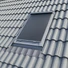 TERMOTECH V25 Rulou exterior parasolar pentru ferestre de mansarda 